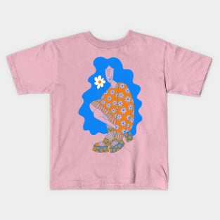 Flower power girl in color Kids T-Shirt